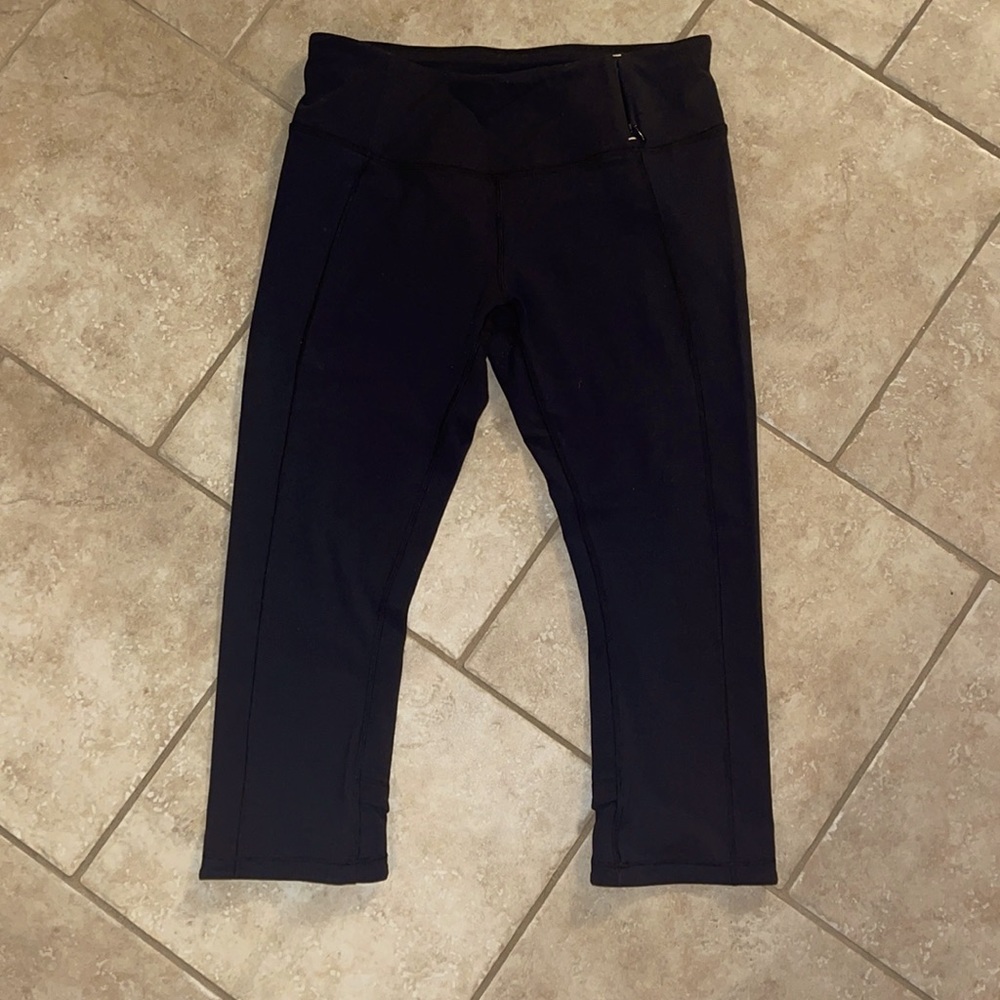 Calia by Carrie black crop M